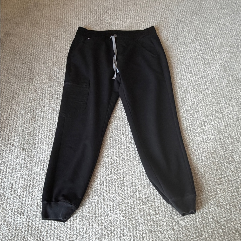 🎀 Figs scrub set in black Catarina Top XS regZamora Joggers S petite 🎀 - Picture 5 of 10